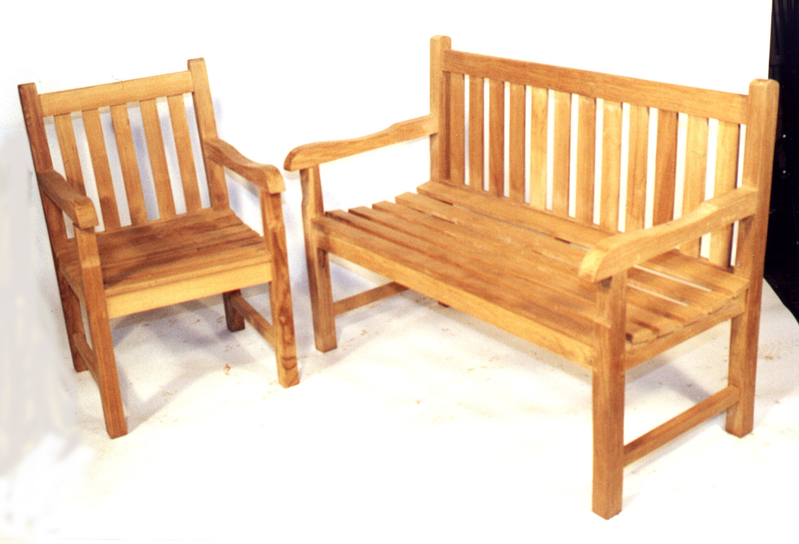 Block Island Bench. Solid Teak Garden Furniture